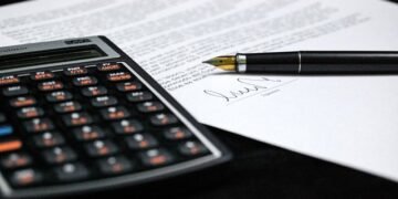 Минфин опубликовал законопроект о НДС для ФЛП, продлении военного сбора, налогообложении цифровых платформ и посылок