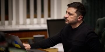 Зеленский: На сегодняшний день на ремонт дорог необходимо 52 млрд грн