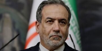 Иран ответил на слухи о контактах с администрацией Трампа