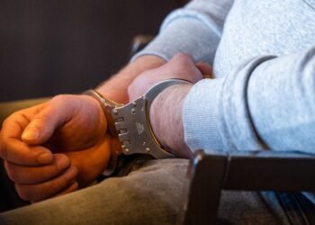 Записал на тещу и отца: у военкома на Львовщине нашли состояние на 8 млн гривен