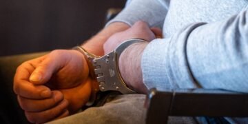 Записал на тещу и отца: у военкома на Львовщине нашли состояние на 8 млн гривен