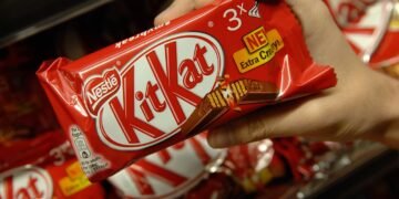 Кража года: в Европе похитили целую фуру «Киткатов», компания их ищет