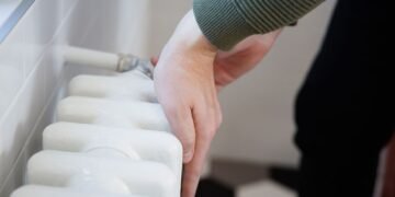 Киев снова не защитил план стойкости: Кабмин дал время до апреля и предлагает помощь