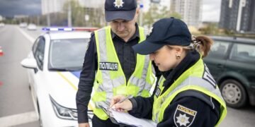 Полиция проводит масштабные обыски в больницах по всей Украине