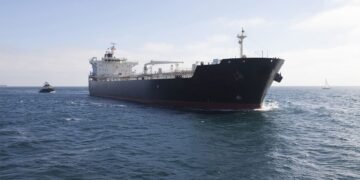 Иран шантажирует Европу: КСИР откроет проход через Ормузский пролив, но есть жесткое условие