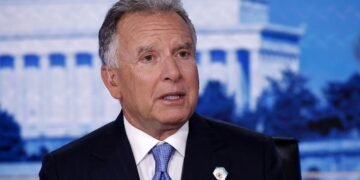 Уиткофф и Кушнер отменили запланированный визит в Израиль, — СМИ