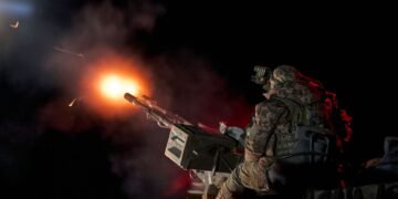 Порты и «Укрзализныцю» впервые будут защищать гражданские команды ПВО, — Кулеба