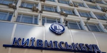 «Київміськбуд» возобновляет строительные работы на площадках