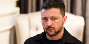 «Это абсолютное извращение»: Зеленский эмоционально отреагировал на удар «Шахедами» по церкви