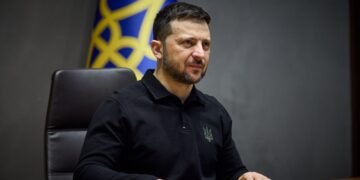 Верхушка айсберга: Зеленский сделал заявление об условии США по Донбассу