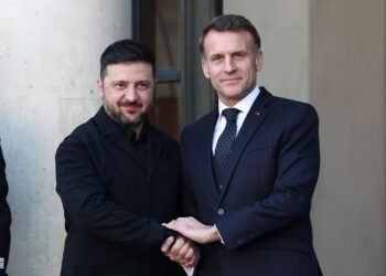 Зеленский заинтриговал тайными договоренностями с Макроном