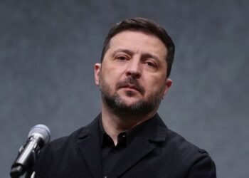 Уход ВСУ с Донбасса сохранит Путину от 300 тысяч до миллиона солдат, — Зеленский