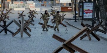 Работа на победу: одесситов будут официально мобилизовать на разбор завалов и строительство укрытий