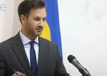 Дипломатический дзен: Киев не испугался резких заявлений Вэнса