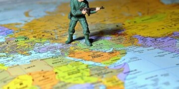 Всемирный банк предупреждает: конфликт на Ближнем Востоке замедлит рост мировой экономики