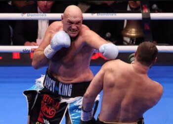 Возвращение «циганского короля»: Фьюри проучил россиянина на лондонском ринге. ВИДЕО