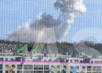 В России над оборонным заводом в Самарской области поднялся дым