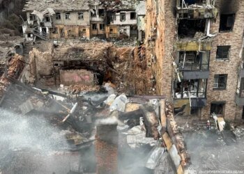 Массированная атака на Днепр: разрушены дома, есть погибшие. ФОТО