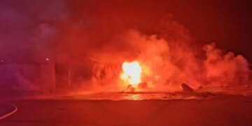 Атака дронов: в Одесской области повреждены портовое оборудование и дома, горел заповедник