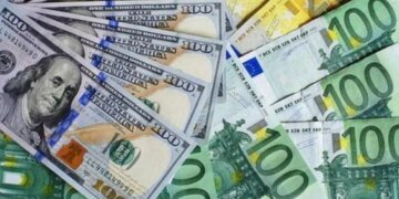 Гривна держит удар, евро нервничает: эксперт дал прогноз курса на ближайшую неделю