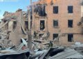 Россия нанесла удар по Днепру: разрушен четырёхэтажный дом, есть жертвы, среди раненых — ребёнок. ВИДЕО