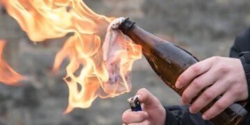 Во Львове неизвестный атаковал  мечеть «коктейлями Молотова»