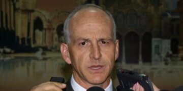 Карты на стол:  в Палате представителей США поставили точку в спорах о «слабости» Зеленского. ВИДЕО