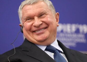 Прибыль Сечину, а гарь и нефть — людям: Туапсе выставляет счет другу Путина