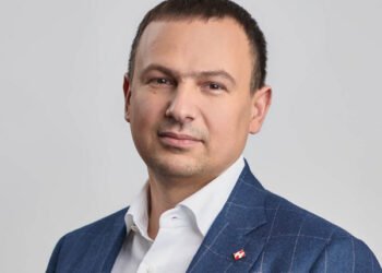 «Чтобы депутаты не вводили в заблуждение», – блиц с основателем Новой почты о его издательстве