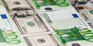 RRR4U: без программы МВФ деньги у Украины закончатся в мае, самое позднее – в июле