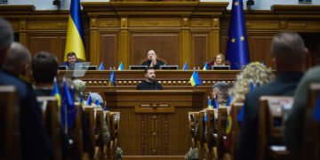 «У меня есть список». Рада должна принять 10 законопроектов для получения помощи – Зеленский