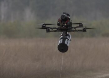 Минобороны пришлось изменить механизм госзакупок из-за подорожания оптоволокна для FPV