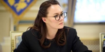 Кабмин решил не повышать тариф на электроэнергию: до 31 октября будет 4,32 грн за кВт-ч