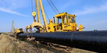 FT: страны Персидского залива рассматривают строительство трубопроводов в обход Ормузского залива