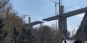 После угроз Трампа «вернуть Иран в каменный век» возле Тегерана разрушили самый высокий мост