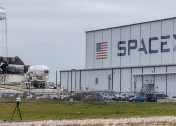 Рекордное IPO SpaceX. Компания Маска нацелилась на оценку $2 трлн перед выходом на биржу – Bloomberg