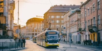 Дорогое топливо. Власти Львова предложили поднять тарифы на проезд