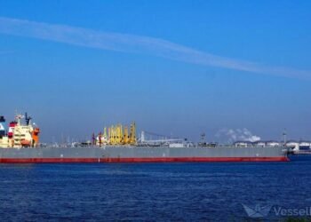 Bloomberg: Крупнейший черноморский порт РФ снова отгружает нефть с ключевого причала