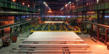 Конфискованный у россиян завод утяжеленных труб в Сумах признали банкротом