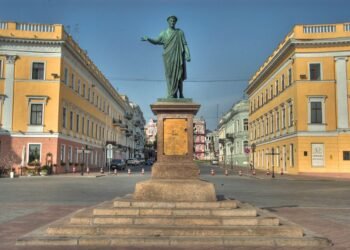В Одессе и Тернополе аномально выросли цены на вторичном рынке жилья