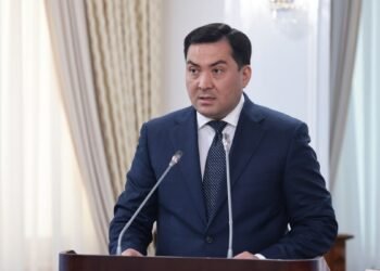 «Связано с ударами». Казахстан подтвердил приостановку транзита нефти в Германию