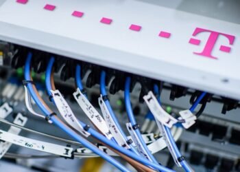 Bloomberg: Deutsche Telekom обсуждает сделку для создания крупнейшей телефонной компании в мире