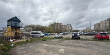 Прокуратура добилась отмены очередной «туалетной схемы» в Киеве. Суд приказал снести голубятню