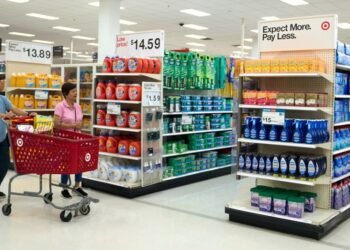 Одна из крупнейших FMCG-компаний заявила о риске потерь в $1 млрд из-за роста цены на нефть