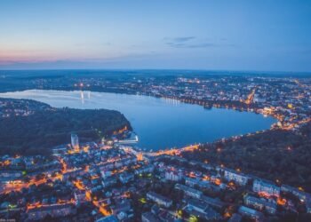 Украинцы массово скупают жилье в Тернопольской области