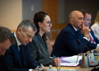 МВФ отложил на год требование по НДС для ФЛП. Теперь основное требование – налог на посылки