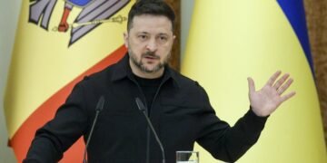 Зеленский ввел в действие санкции против 23 судов «теневого флота» РФ и анонсировал еще один пакет