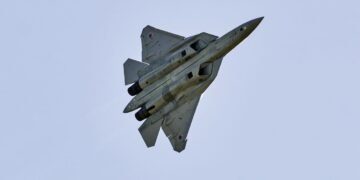 В ГУР раскрыли характеристики новой крылатой ракеты РФ «Ковер» с авиабомбой