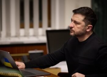 Зеленский анонсировал дополнительные экономические меры по налогам, детенизации и поддержке украинцев и бизнеса