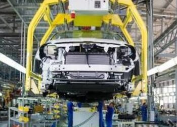 Объем импорта в Украину легковых автомобилей за 3 мес.-2026 сократился на 16%